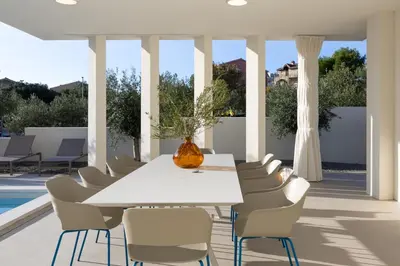 Bazen u objektu Villa Rige ili u blizini