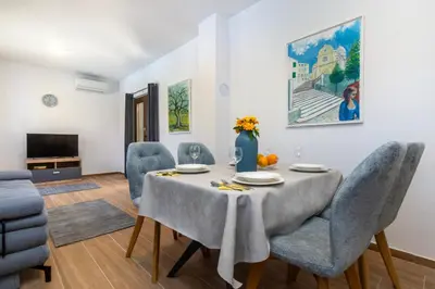 TV i/ili zabavni centar u objektu Villa Riva Krapanj