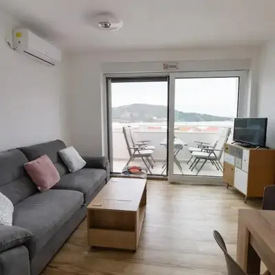 Blue Horizon Apartment by Litto