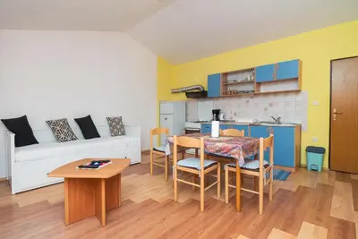 Kuhinja ili čajna kuhinja u objektu House Nani