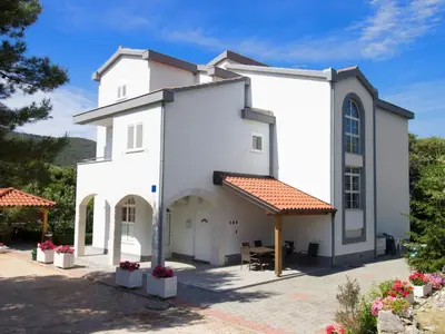 Zgrada u kojoj se nalazi apartman