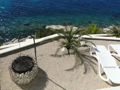 Tlocrt objekta Apartment Perla 3 mit Blick auf das Wasser by Interhome