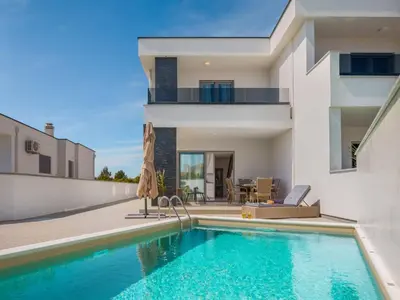 Tlocrt objekta Holiday Home mit Privatpool für 7 Personen ca- 119 m² in Jadrija- Dalmatien - Gespanscha by Interhome