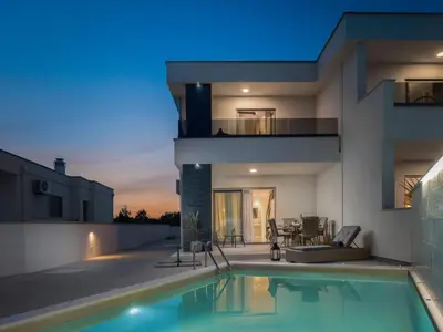Tlocrt objekta Holiday Home mit Privatpool für 7 Personen ca- 119 m² in Jadrija- Dalmatien - Gespanscha by Interhome