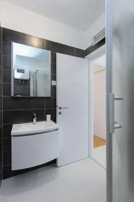 Kupaonica u objektu Apartment Apartmani Vesna Grebaštica by Interhome