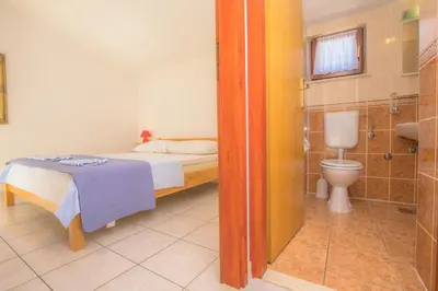 Kupaonica u objektu Apartmani Eugen