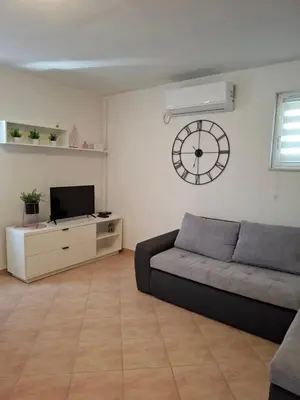 TV i/ili zabavni centar u objektu Apartman J&M