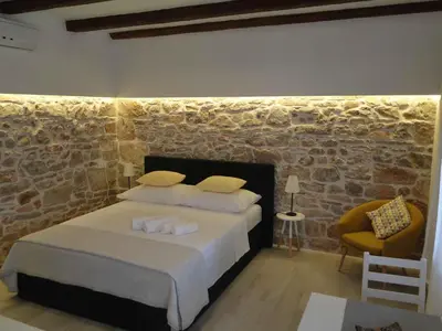 Krevet ili kreveti u jedinici u objektu Studio Beachfront Primosten-Sibenik Riviera 36073