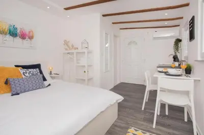 Krevet ili kreveti u jedinici u objektu Apartment Skatula Skradin