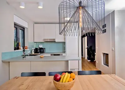 Kuhinja ili čajna kuhinja u objektu Villa TATJANA SOL with a pool, hot tub, gym