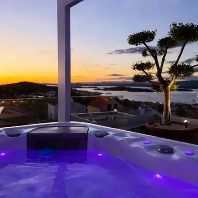 Azure Pool House Murter