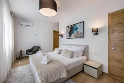 Krevet ili kreveti u jedinici u objektu Luxury villa with a swimming pool Vodice - 25085