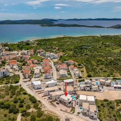 Luxury villa with a swimming pool Vodice - 25085