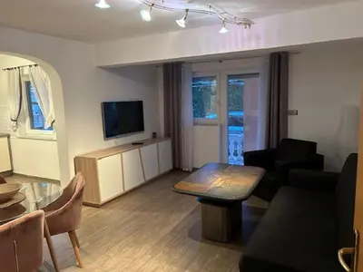 TV i/ili zabavni centar u objektu Villa Nikki