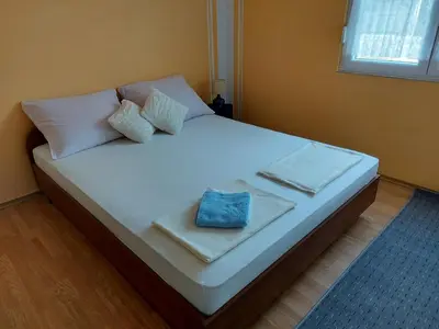 Krevet ili kreveti u jedinici u objektu Apartments with parking space Pirovac, Sibenik - 25146