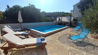 Bazen u objektu Apartment Bo&Dy with Private Pool ili u blizini