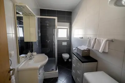 Kupaonica u objektu Villa Heraklea