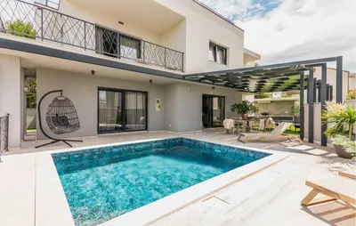 Bazen u objektu Pet Friendly Home In Sibenik ili u blizini