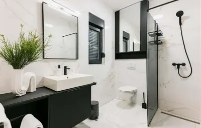 Kupaonica u objektu Pet Friendly Home In Sibenik