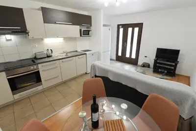Kuhinja ili čajna kuhinja u objektu Apartman Staro Selo Murter