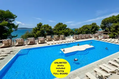 Bazen u objektu hotel depandance Imperial Green by GLOBTOUR ili u blizini