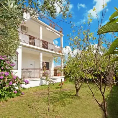 Apartments Petar