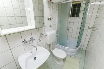 Kupaonica u objektu Apartments and Room Janja