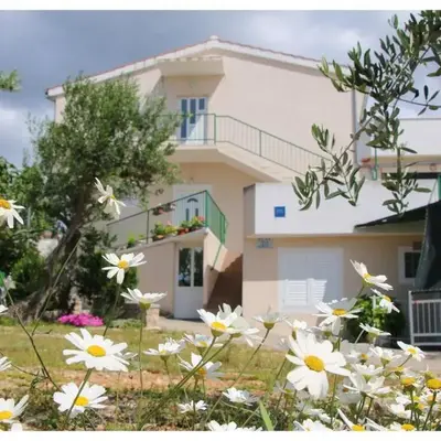 Apartments and Room Janja