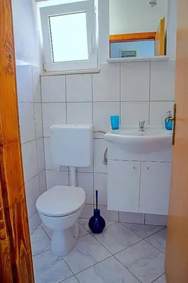 Kupaonica u objektu Apartment KALETA