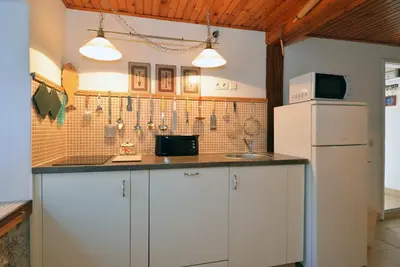 Kuhinja ili čajna kuhinja u objektu Holiday Home Murter 15147