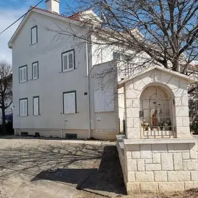 Apartments with parking space Srima - Vodice