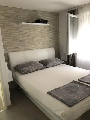 Krevet ili kreveti u jedinici u objektu Seaside family friendly house with a swimming pool Rogoznica - 25216