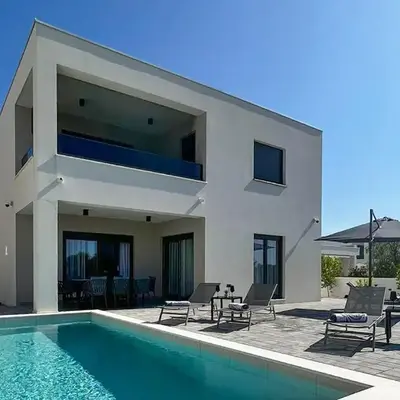 Awesome Home In Vodice
