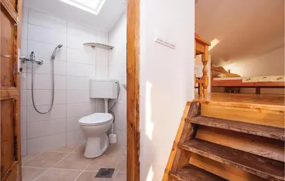 Kupaonica u objektu Holiday Home Jezera With A Fireplace 04