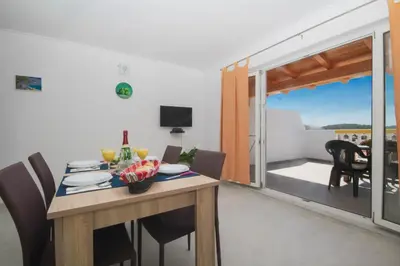 TV i/ili zabavni centar u objektu Apartmani Horvat