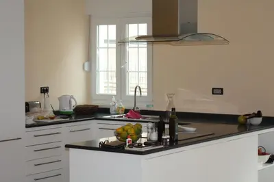 Kuhinja ili čajna kuhinja u objektu Pinna Nobilis Apartments - Ground Floor