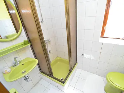 Kupaonica u objektu Apartment Milenko-2 by Interhome