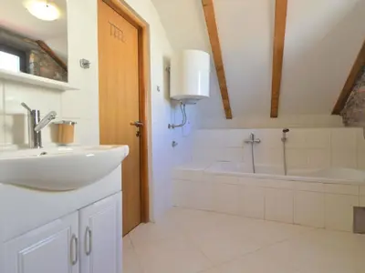 Kupaonica u objektu Holiday Home Marija by Interhome