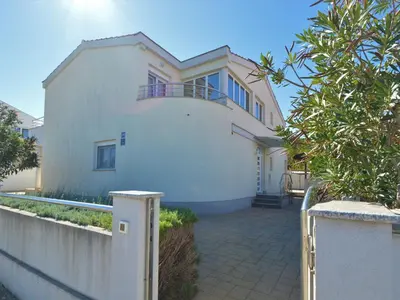 Zgrada u kojoj se nalazi apartman