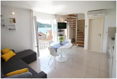 TV i/ili zabavni centar u objektu Apartment Karmela