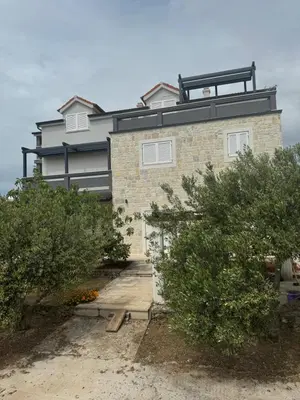 Zgrada u kojoj se nalazi apartman