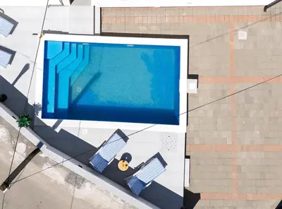 Bazen u objektu Holiday Home Sea ili u blizini