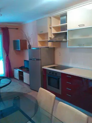 Kuhinja ili čajna kuhinja u objektu Apartments Villa Leona