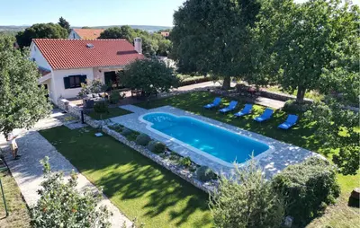 Bazen u objektu Holliday Home Konjevrate ili u blizini
