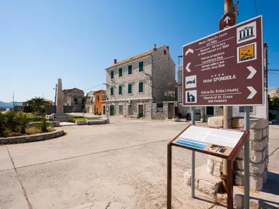 Zgrada u kojoj se nalazi privatni smještaj