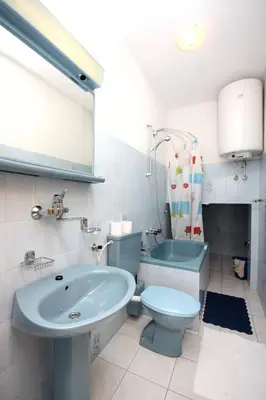 Kupaonica u objektu Apartments with a parking space Murter - 5115