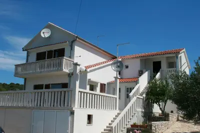 Zgrada u kojoj se nalazi apartman