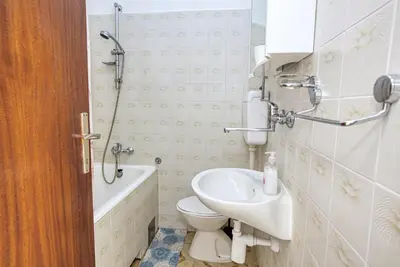 Kupaonica u objektu Twin Room Tisno 5128a