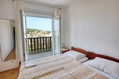 Krevet ili kreveti u jedinici u objektu Apartments and rooms by the sea Tisno, Murter - 5128
