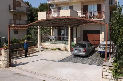 Zgrada u kojoj se nalazi apartman
